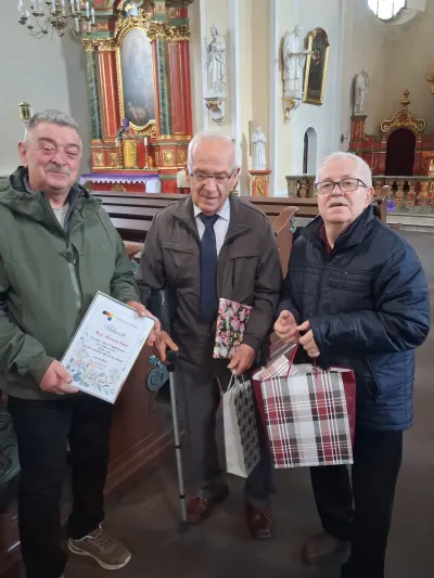 Nasz Jubilat i delegacja DFK