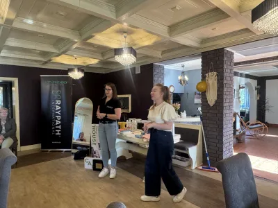 Przedstawicielki firmy RAYPATH