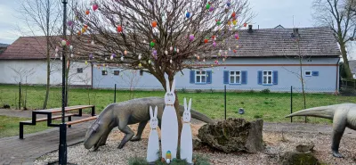 Wielkanocne zające i świąteczne drzewko