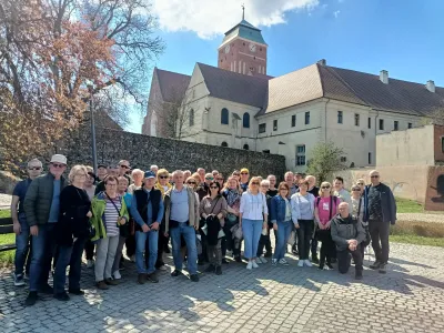 Uczestnicy wycieczki w Żaganiu